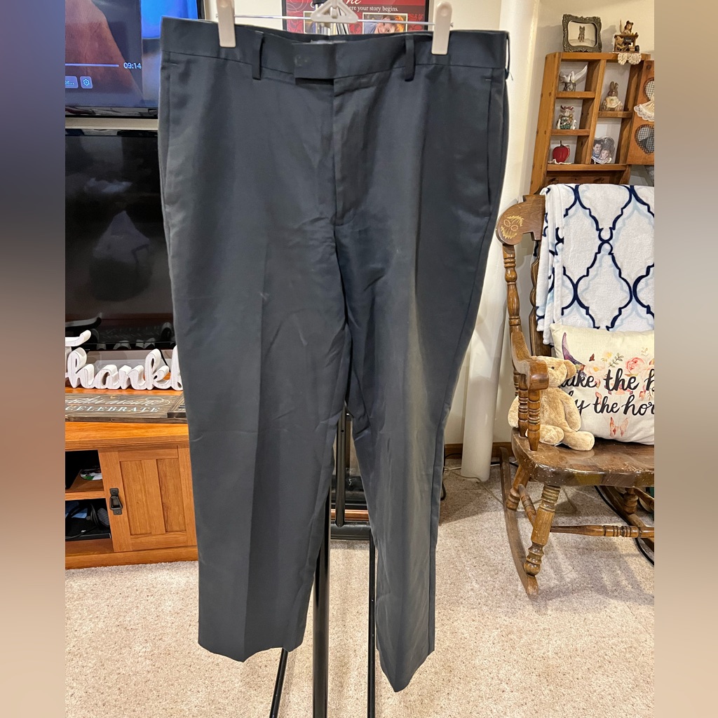 Perry Ellis America Slacks